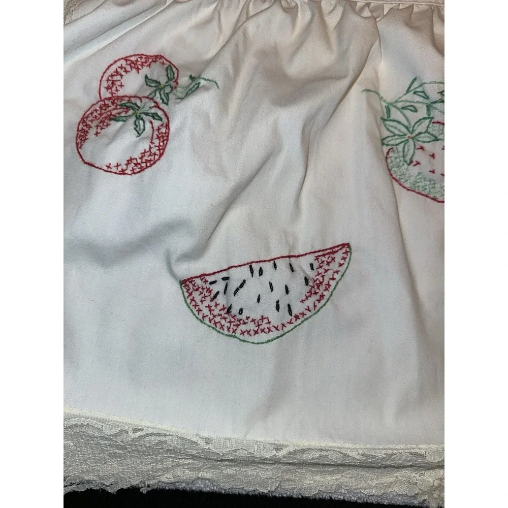 Vintage Hand Embroidered 1/2 Apron Please See‎ Pictures - Stained On Part
